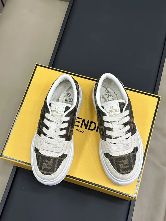 Fendi Shoe 